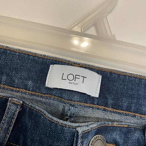 ANN TAYLOR LOFT Outlet Dark Wash Release Hem Fraying Cropped Crop Skinny Jeans 6 - Picture 5 of 13